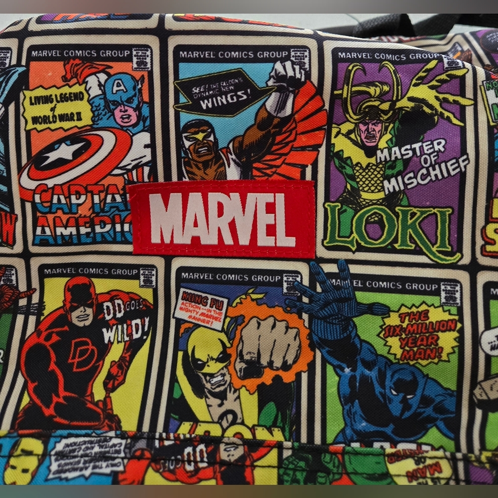 🌞 Marvel Comic Backpack Nylon NWOT 16" X 12" X 5" - Picture 5 of 5